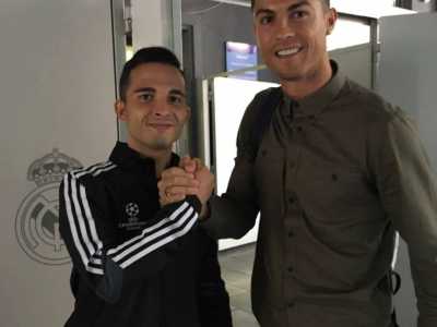 Ben pi� umile si � mostrato Cristiano Ronaldo, raggiunto nel 2015 addirittura a Gelsenkirchen, in Germania, prima di una gara tra Schalke 04 e Real Madrid. �Andare fin l� per una semplice foto fu quasi una follia - ricorda il ragazzo - ma l'asso portoghese mi ripag� dello sforzo fatto�